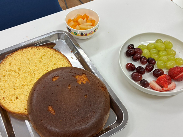 色々なものを作ってみんなで食べます